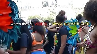 Grinding ass in carnival