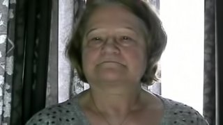 Amateur Granny shows her tits